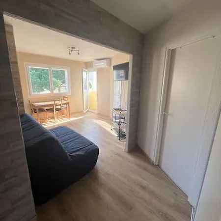 Apartamento Avec Piscine. Agde