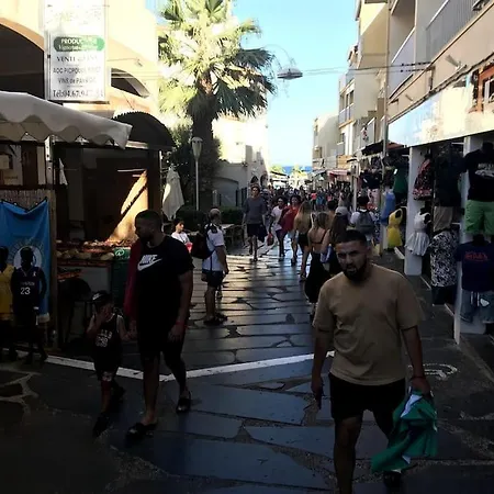 Apartman Avec Piscine. *