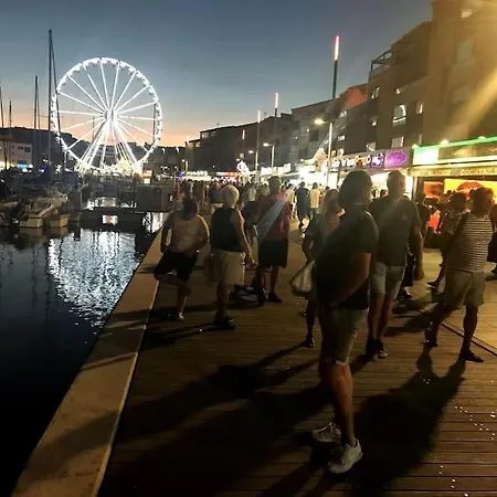 Avec Piscine. Apartman