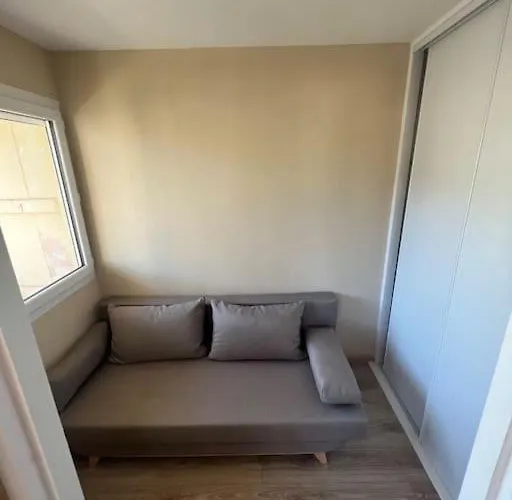 Apartman Avec Piscine. Agde