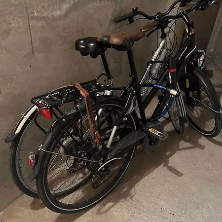 Avec Piscine. Apartment