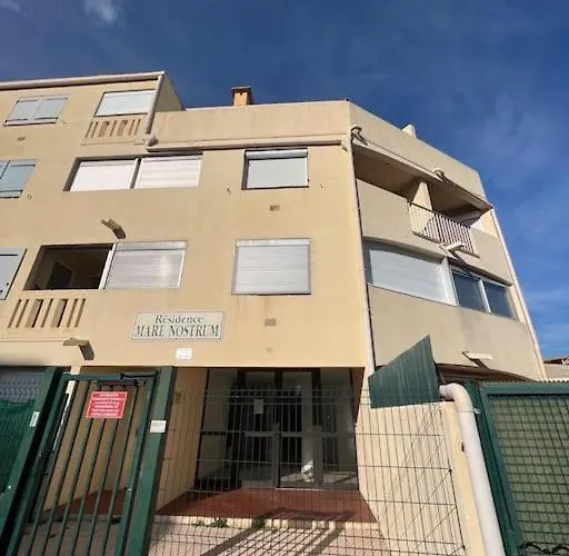 Avec Piscine. Appartamento Agde